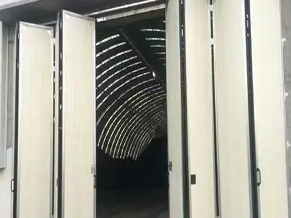 工業(yè)折疊門